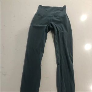 Size 2 Lululemon Align 7/8 Green Leggings